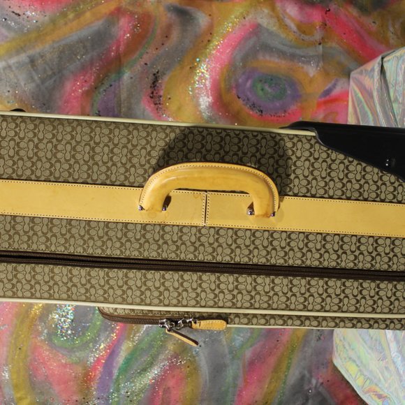 SOLD Brown signature coach carry on suitcase - Picture 3 of 10